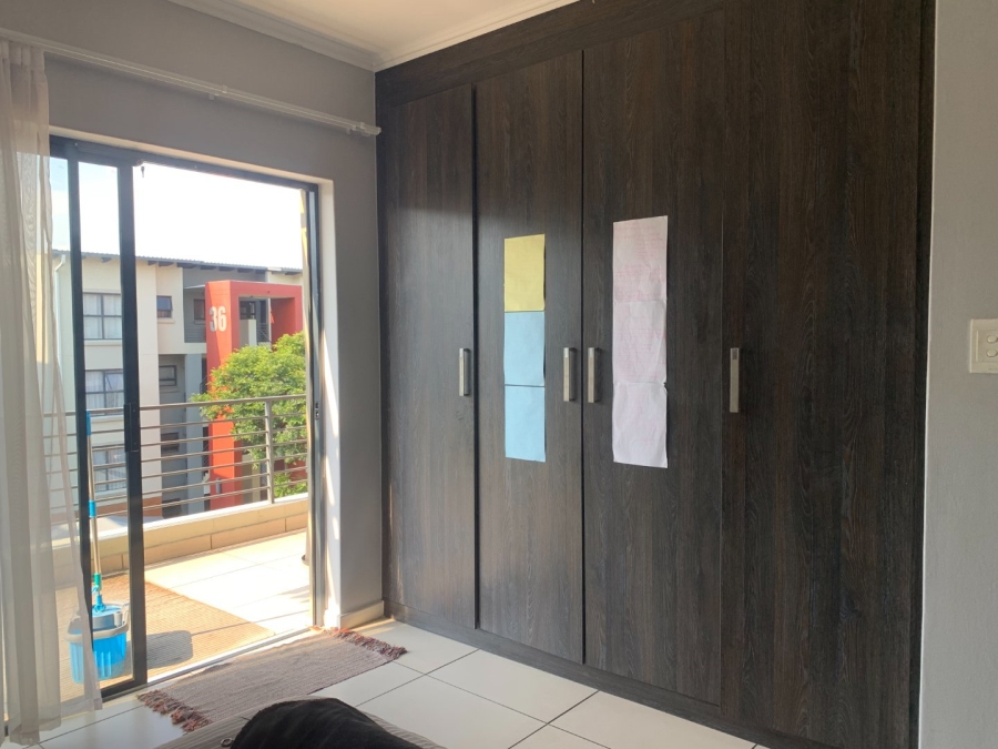 To Let 2 Bedroom Property for Rent in Fourways Gauteng