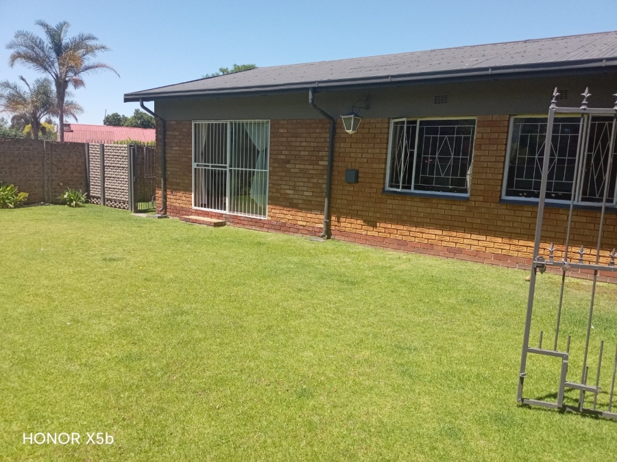 4 Bedroom Property for Sale in Van Dyk Park Gauteng