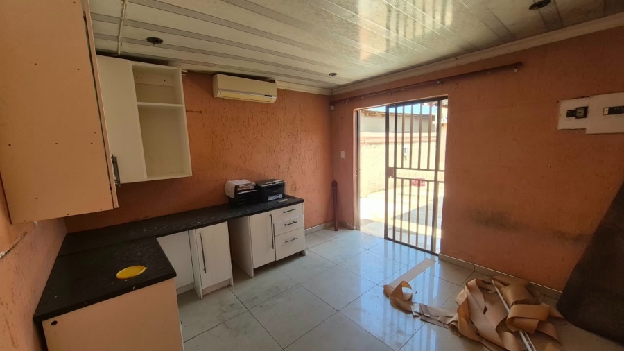 3 Bedroom Property for Sale in Stretford Gauteng