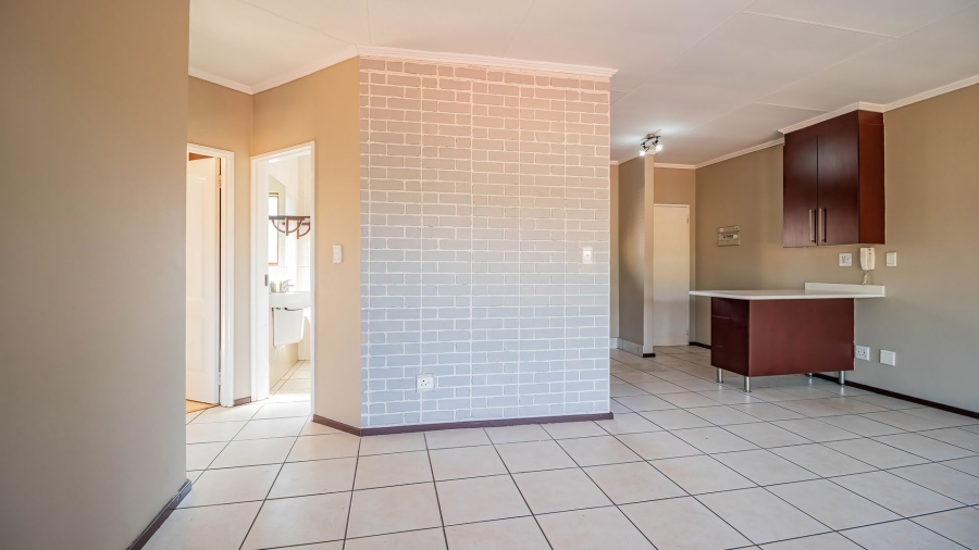 2 Bedroom Property for Sale in Glenvista Gauteng