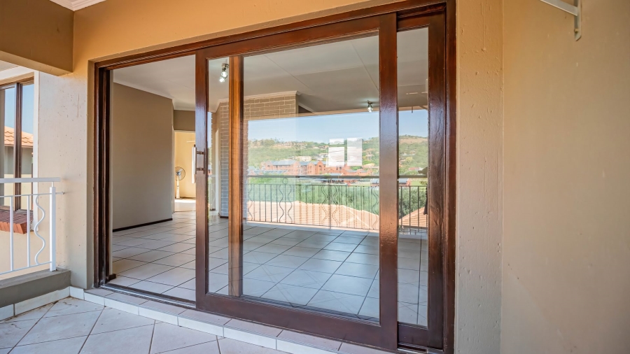 2 Bedroom Property for Sale in Glenvista Gauteng