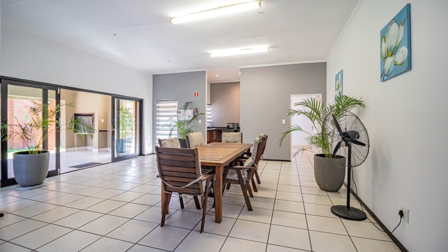 2 Bedroom Property for Sale in Glenvista Gauteng