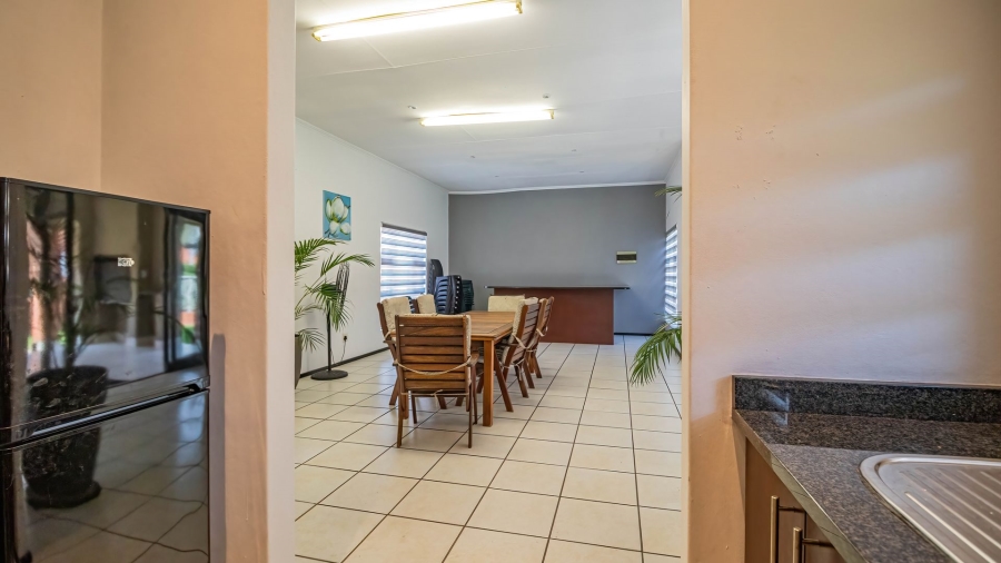 2 Bedroom Property for Sale in Glenvista Gauteng