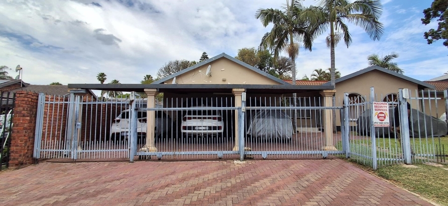 3 Bedroom Property for Sale in Karenpark Gauteng