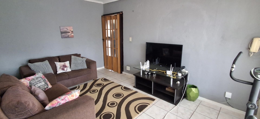 3 Bedroom Property for Sale in Karenpark Gauteng
