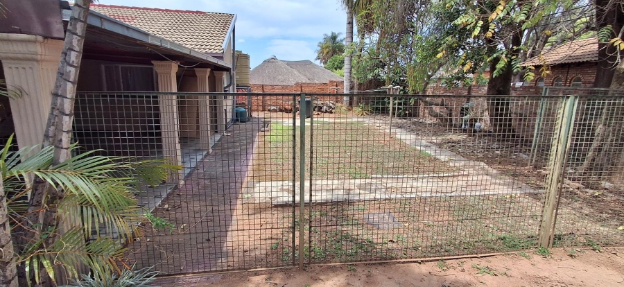 3 Bedroom Property for Sale in Karenpark Gauteng