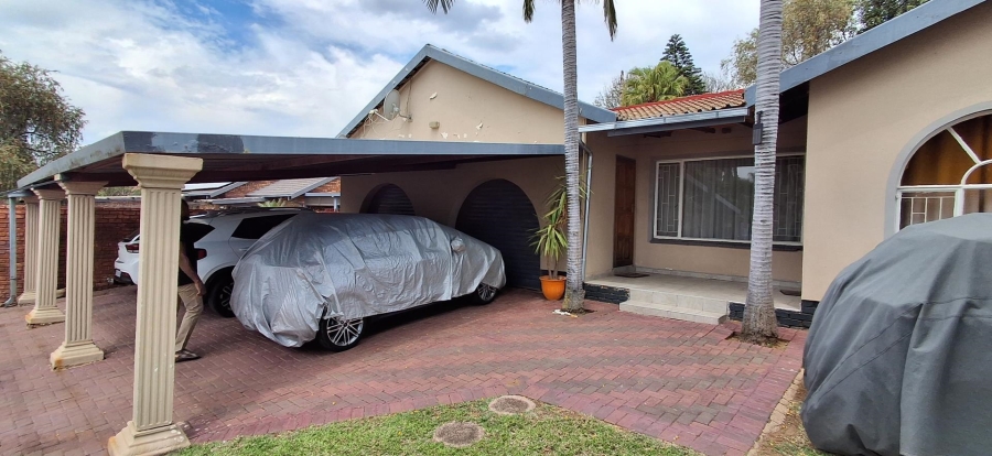 3 Bedroom Property for Sale in Karenpark Gauteng