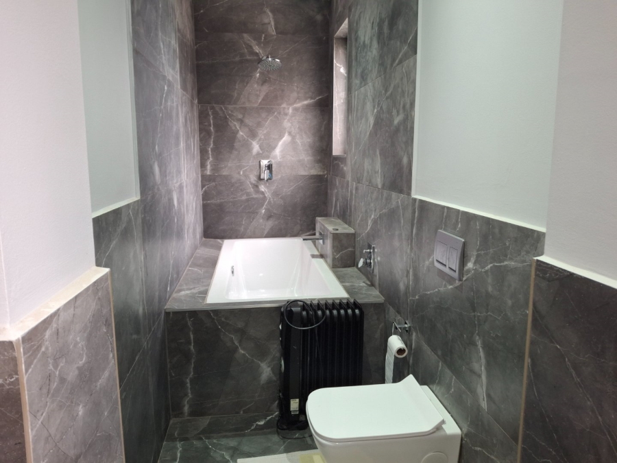 4 Bedroom Property for Sale in Morningside Manor Gauteng