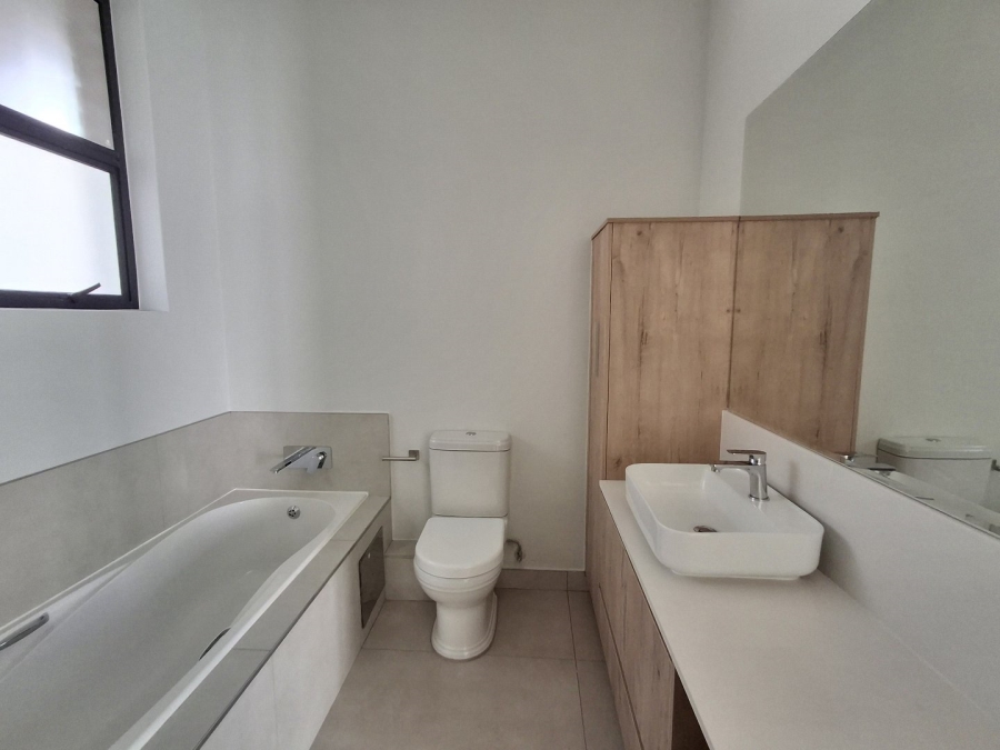 To Let 2 Bedroom Property for Rent in Bryanston Gauteng