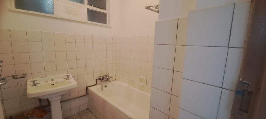 2 Bedroom Property for Sale in Edenvale Central Gauteng