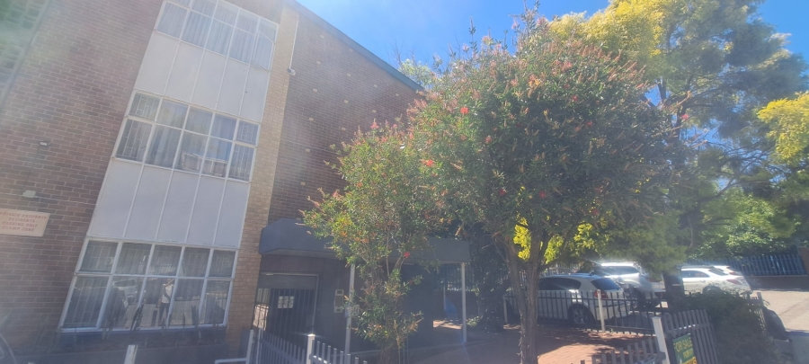 2 Bedroom Property for Sale in Edenvale Central Gauteng