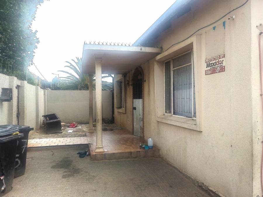 5 Bedroom Property for Sale in Kenilworth Gauteng