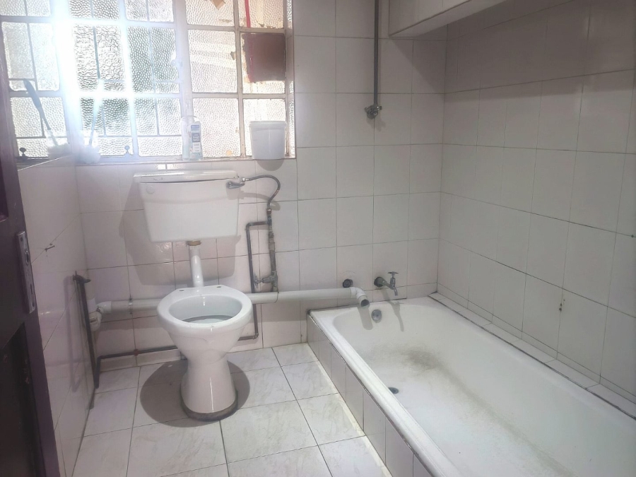 5 Bedroom Property for Sale in Kenilworth Gauteng