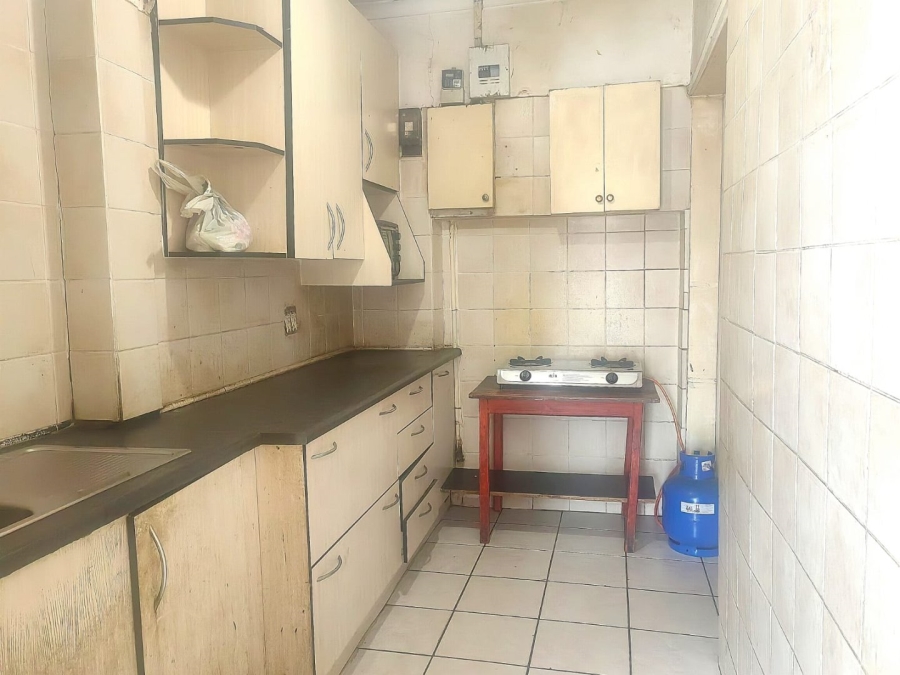 5 Bedroom Property for Sale in Kenilworth Gauteng