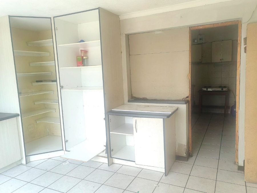 5 Bedroom Property for Sale in Kenilworth Gauteng