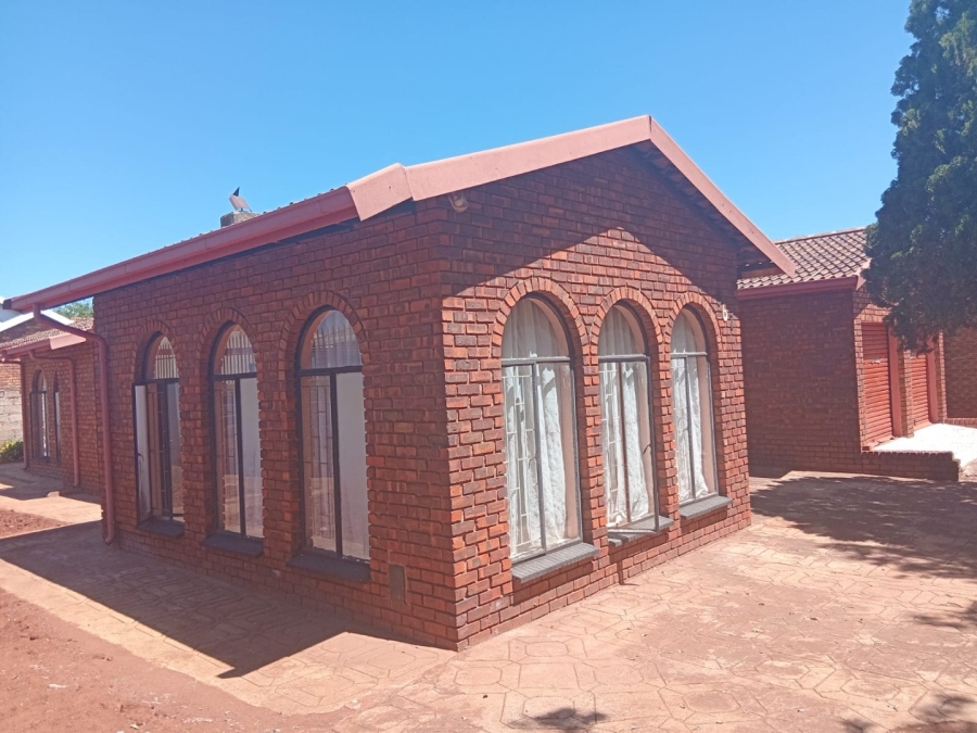 3 Bedroom Property for Sale in Vosloorus Gauteng