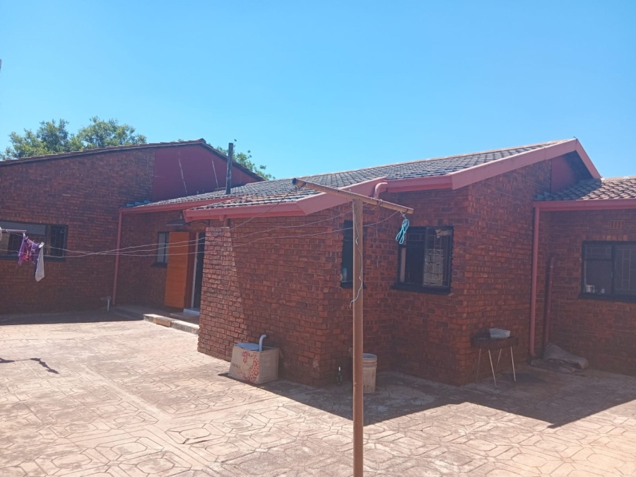 3 Bedroom Property for Sale in Vosloorus Gauteng