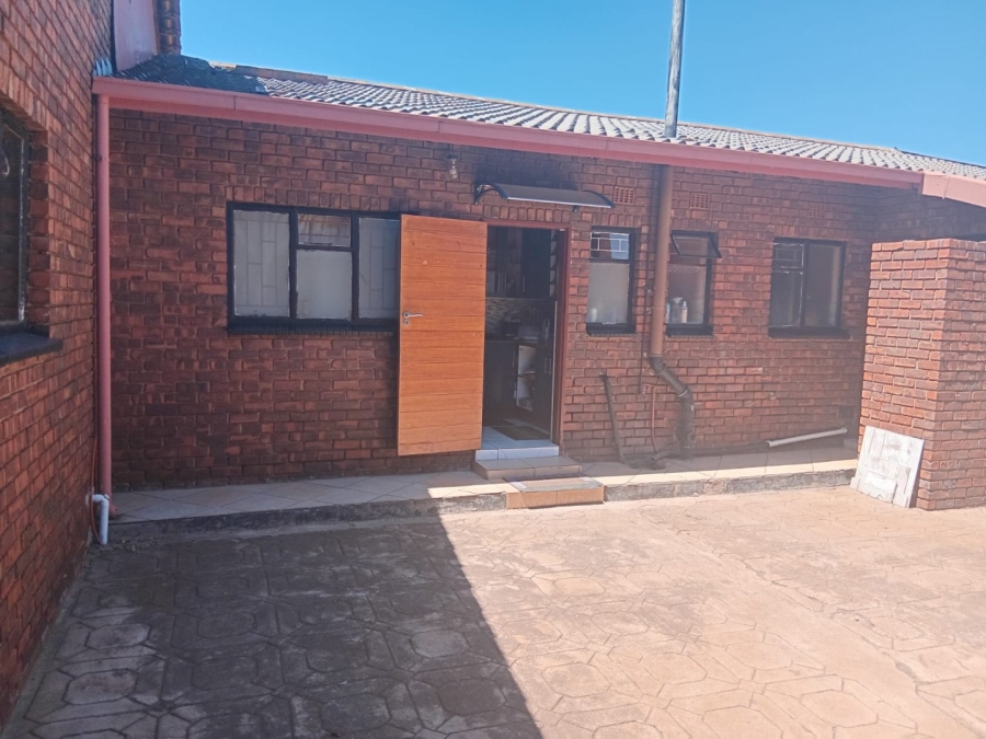 3 Bedroom Property for Sale in Vosloorus Gauteng