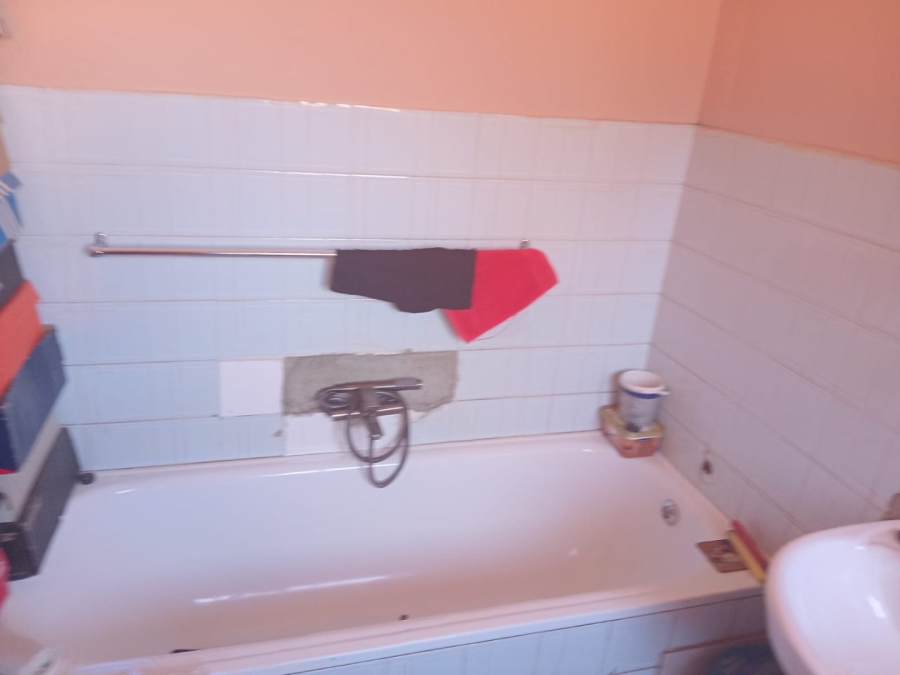 3 Bedroom Property for Sale in Vosloorus Gauteng