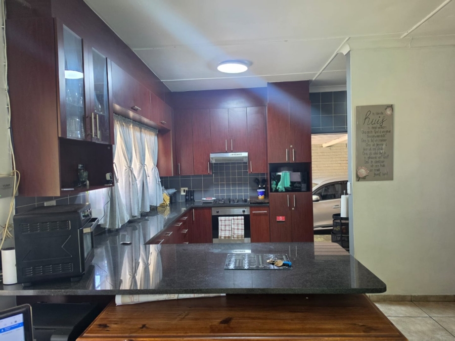 3 Bedroom Property for Sale in Ravensklip Gauteng