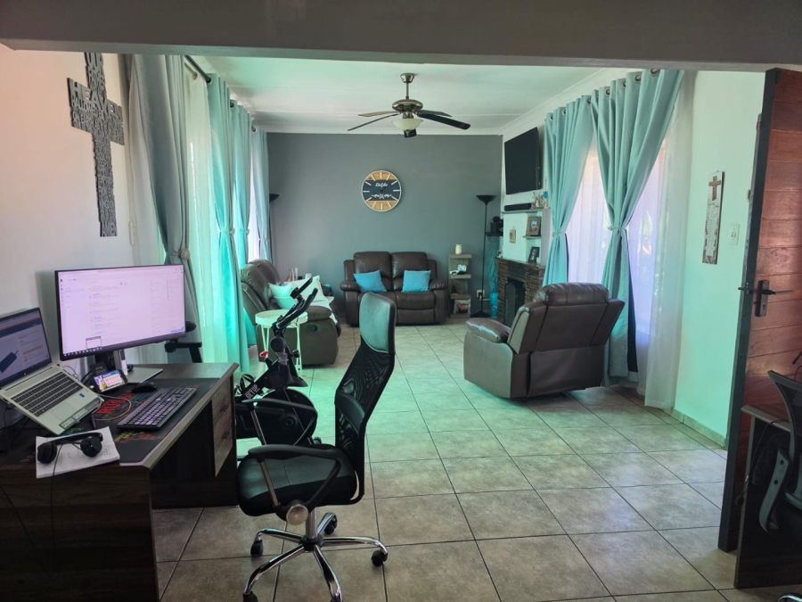 3 Bedroom Property for Sale in Ravensklip Gauteng