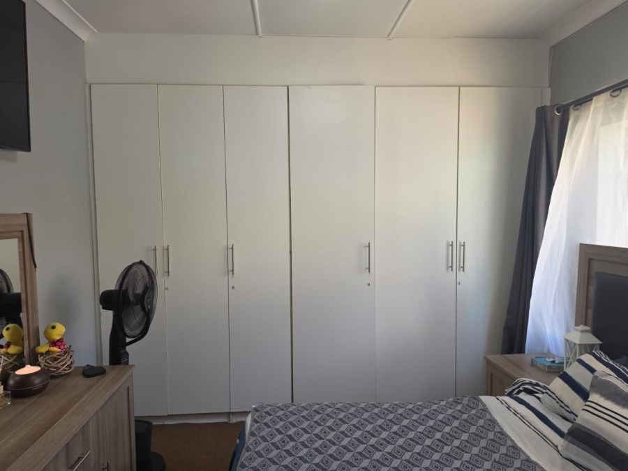 3 Bedroom Property for Sale in Ravensklip Gauteng
