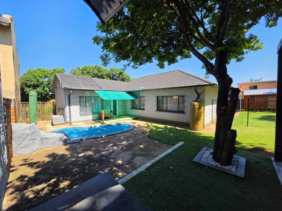 3 Bedroom Property for Sale in Ravensklip Gauteng