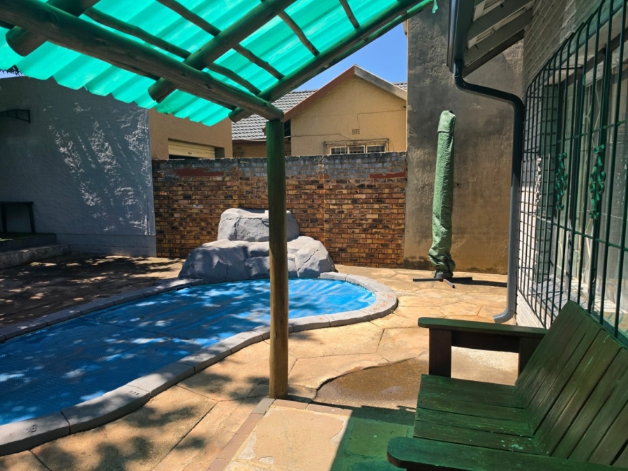 3 Bedroom Property for Sale in Ravensklip Gauteng