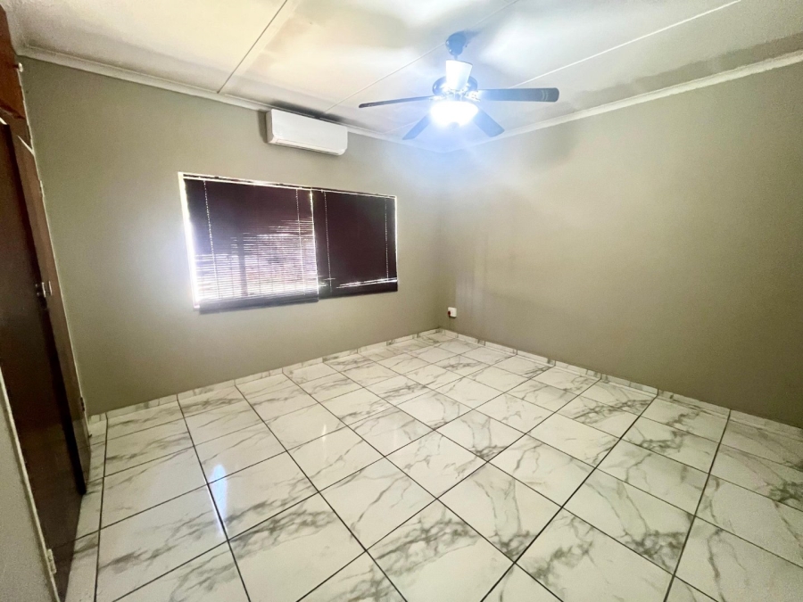 To Let 3 Bedroom Property for Rent in Valhalla Gauteng