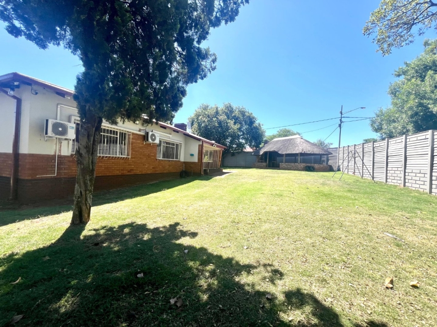 To Let 3 Bedroom Property for Rent in Valhalla Gauteng