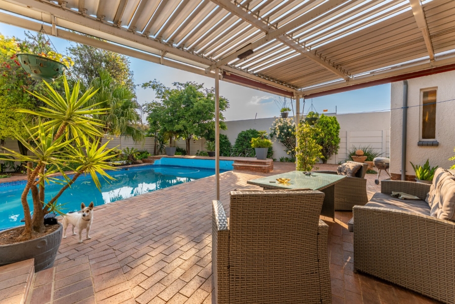 4 Bedroom Property for Sale in Highway Gardens Gauteng