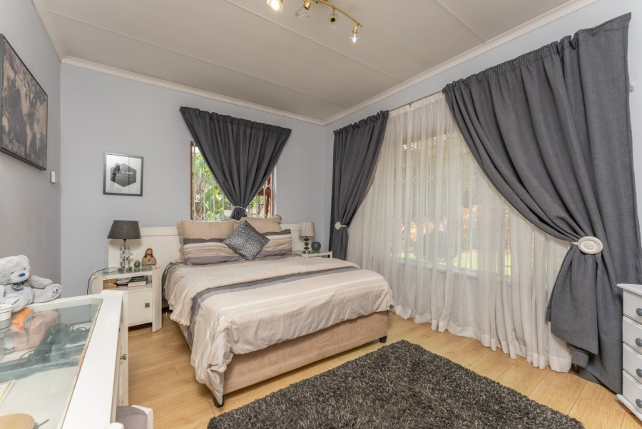 4 Bedroom Property for Sale in Highway Gardens Gauteng