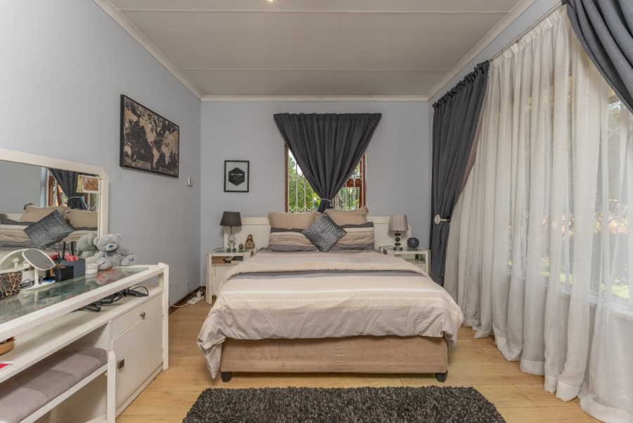 4 Bedroom Property for Sale in Highway Gardens Gauteng