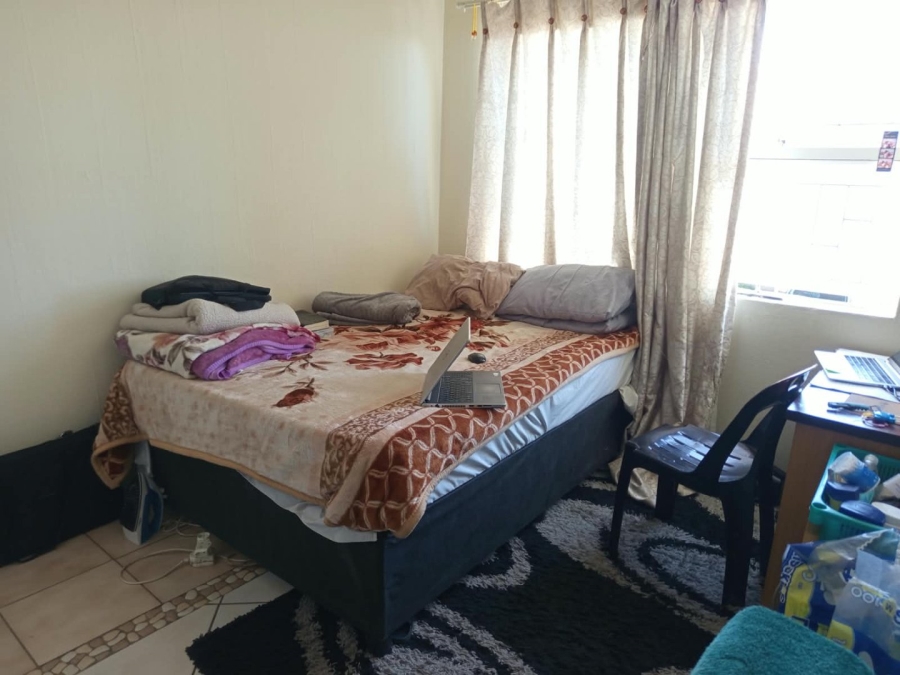 To Let 2 Bedroom Property for Rent in Vorna Valley Gauteng