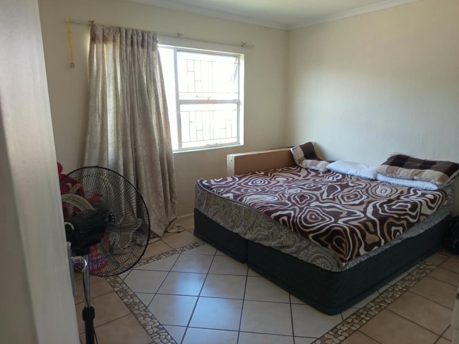 To Let 2 Bedroom Property for Rent in Vorna Valley Gauteng