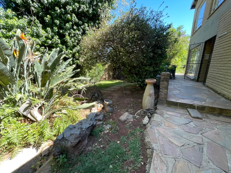 4 Bedroom Property for Sale in Breaunanda Gauteng