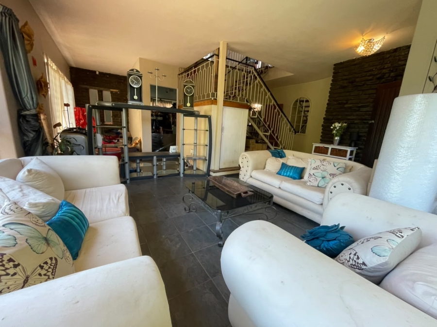 4 Bedroom Property for Sale in Breaunanda Gauteng