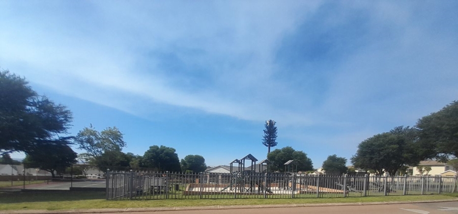 3 Bedroom Property for Sale in Kosmosdal Gauteng