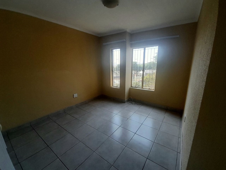 3 Bedroom Property for Sale in Kosmosdal Gauteng