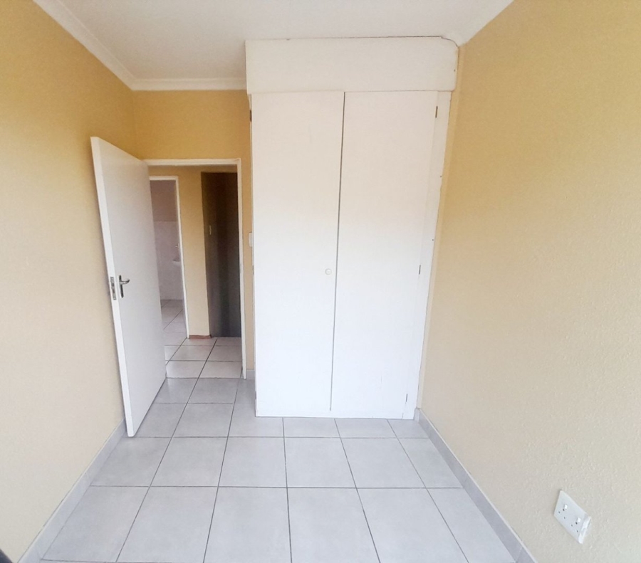 3 Bedroom Property for Sale in Kosmosdal Gauteng