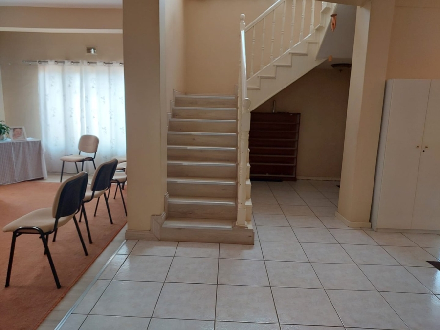 7 Bedroom Property for Sale in Lenasia Ext 1 Gauteng