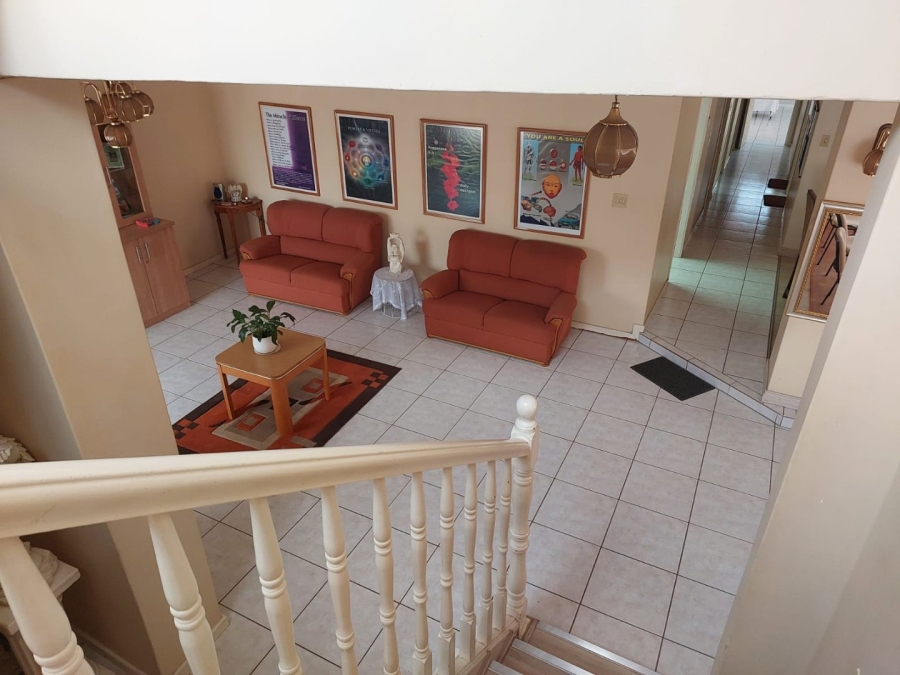 7 Bedroom Property for Sale in Lenasia Ext 1 Gauteng