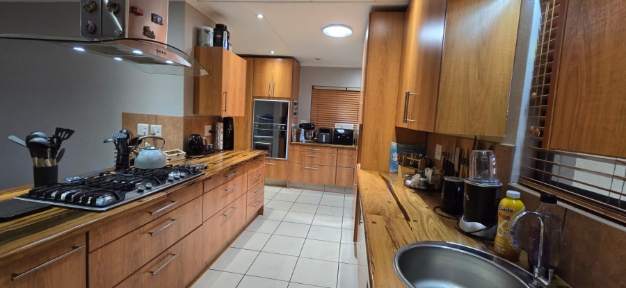 4 Bedroom Property for Sale in Clubview Gauteng
