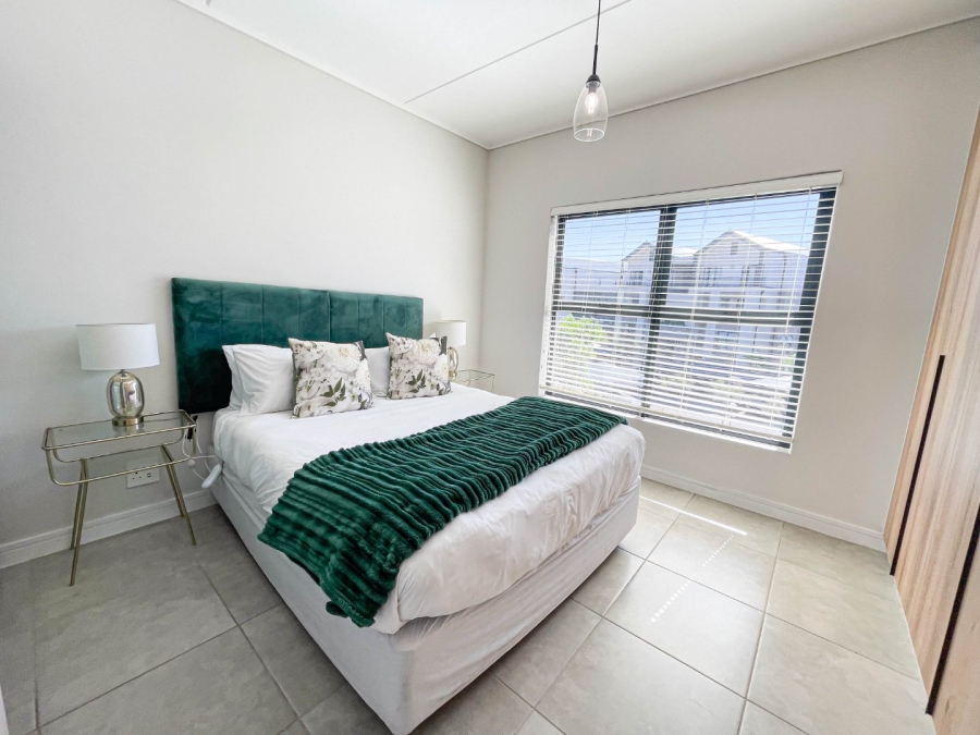 To Let 2 Bedroom Property for Rent in Waterfall Gauteng
