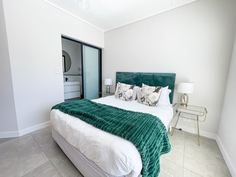 To Let 2 Bedroom Property for Rent in Waterfall Gauteng