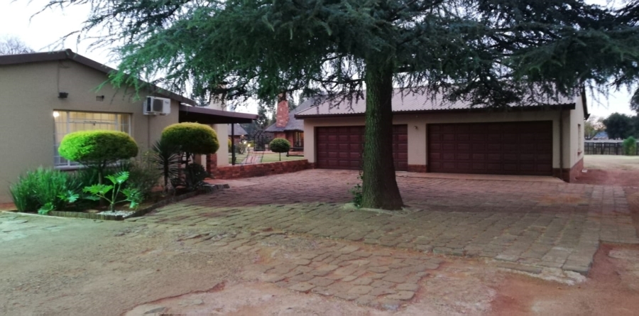Commercial Property for Sale in Zuurbekom Gauteng