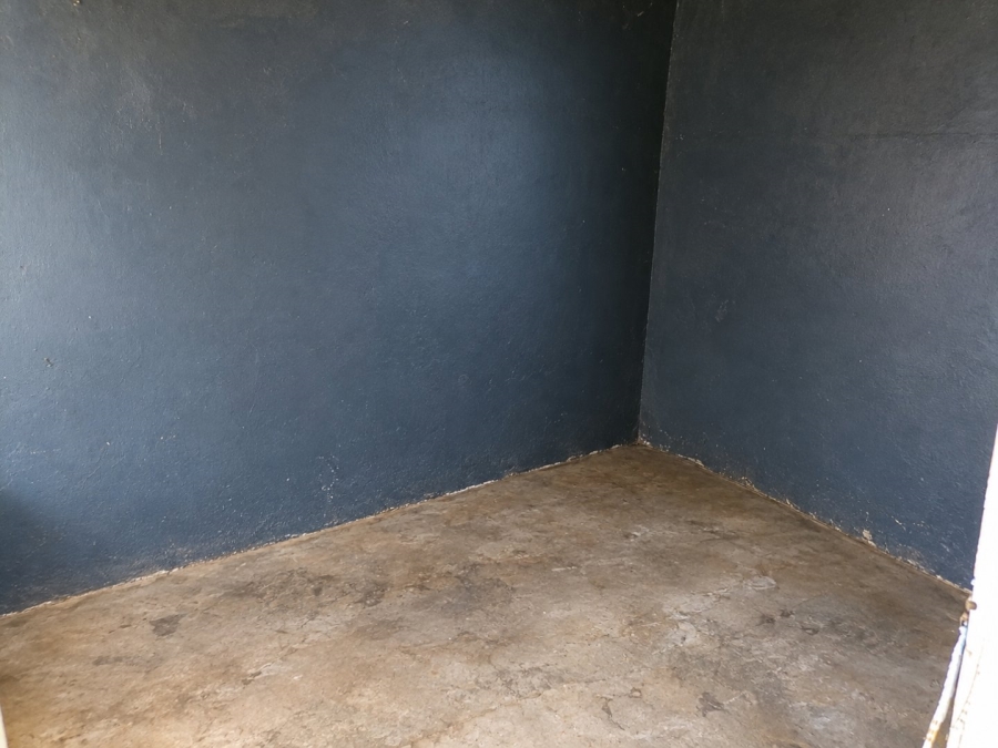 1 Bedroom Property for Sale in Bram Fischerville Gauteng