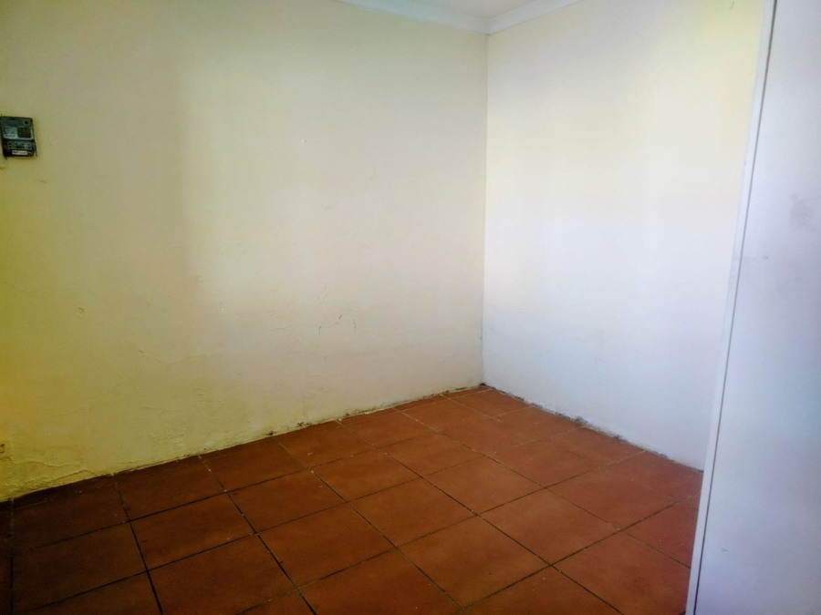 To Let 1 Bedroom Property for Rent in Krugersdorp North Gauteng