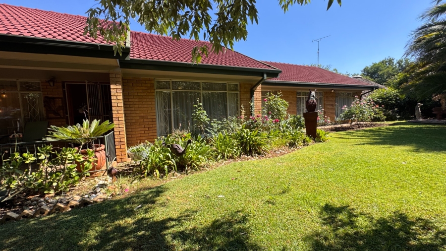 4 Bedroom Property for Sale in Three Rivers East Gauteng
