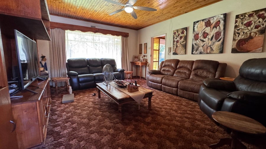 4 Bedroom Property for Sale in Three Rivers East Gauteng